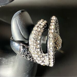 Elegant Black and Silver Crystal Ring